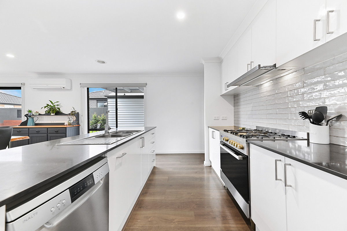 25 Shelton Park Drive, Koo Wee Rup VIC 3981, Koo Wee Rup - Thumbnail 6