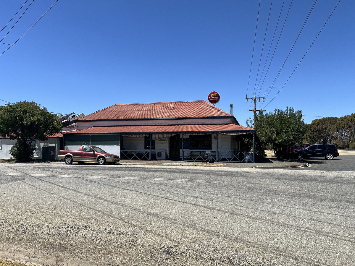 2-4 Mack Street, Dingee VIC 3571, Dingee - Thumbnail 2