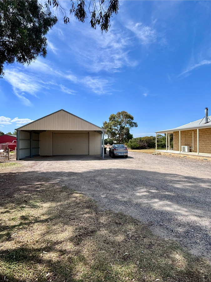 55 Middleton Drive, Bannockburn VIC 3331, Bannockburn - Thumbnail 4