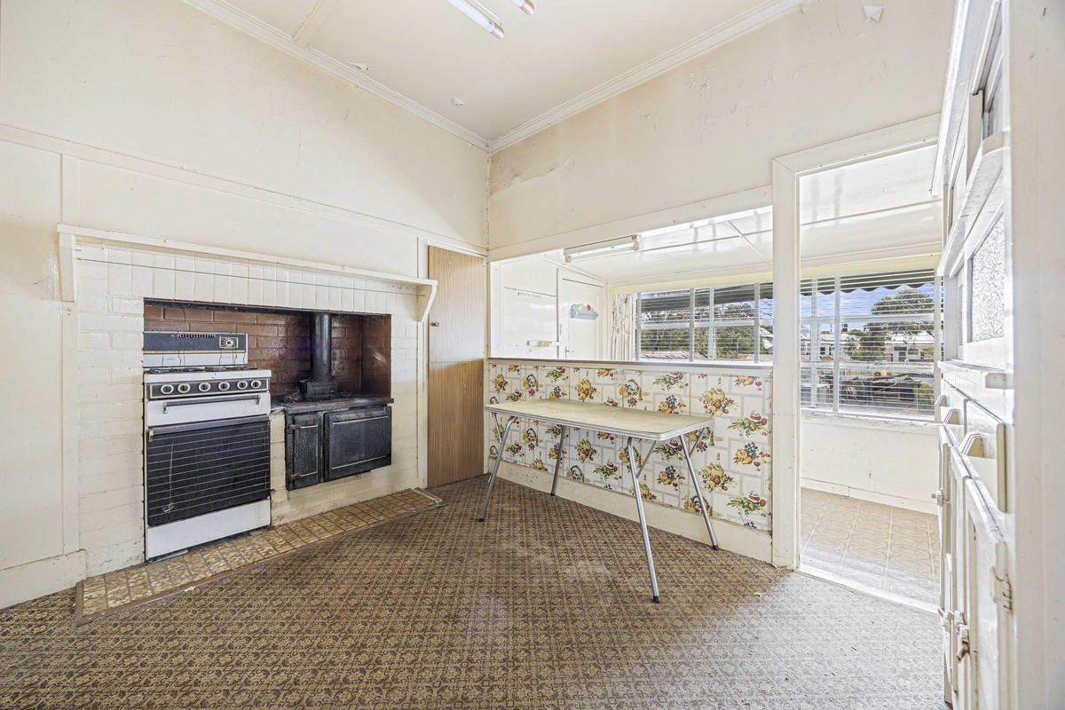 610 Barkly Street, Golden Point VIC 3350, Golden Point - Thumbnail 7