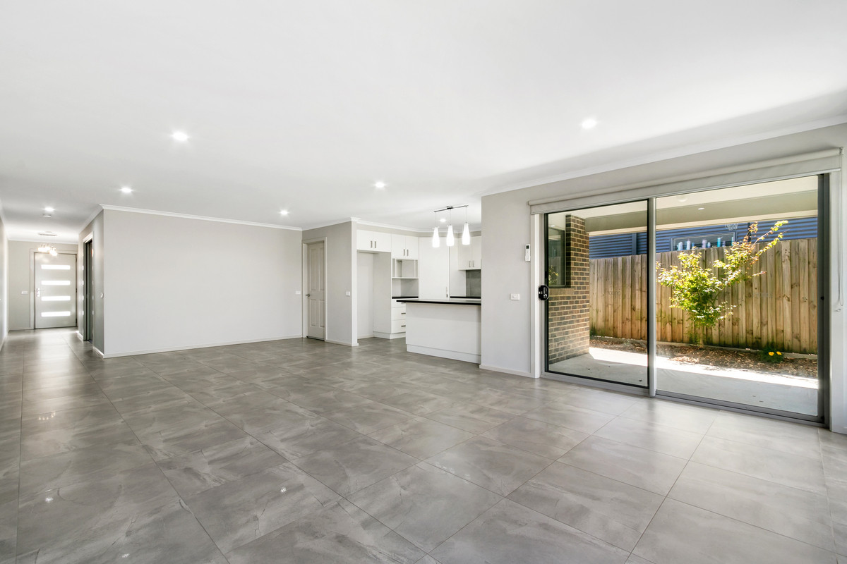 10 Albert Street, YINNAR VIC 3869, Yinnar - Thumbnail 6