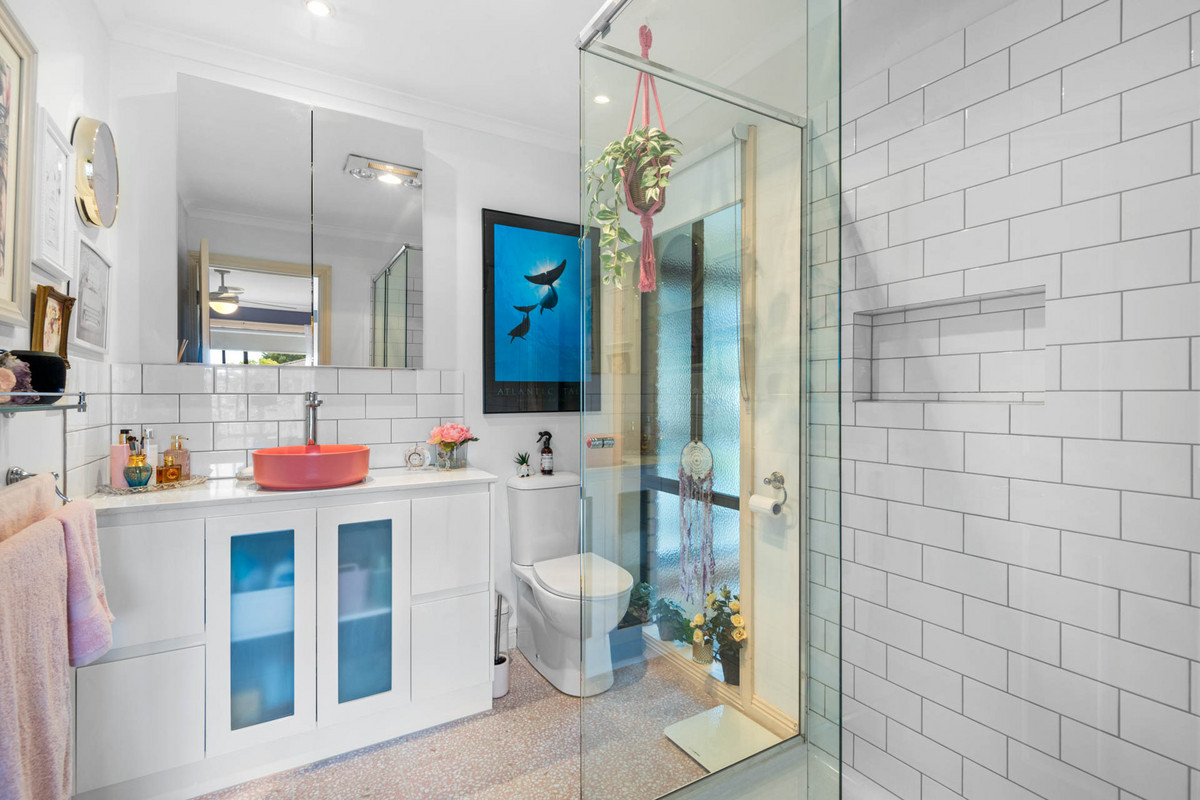 19 Bournbank Avenue, BANNOCKBURN VIC 3331, Bannockburn - Thumbnail 6