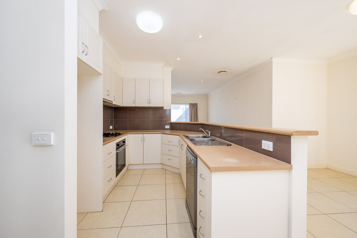 1 / 118 Ashenden Street, Shepparton VIC 3630, Shepparton - Thumbnail 2