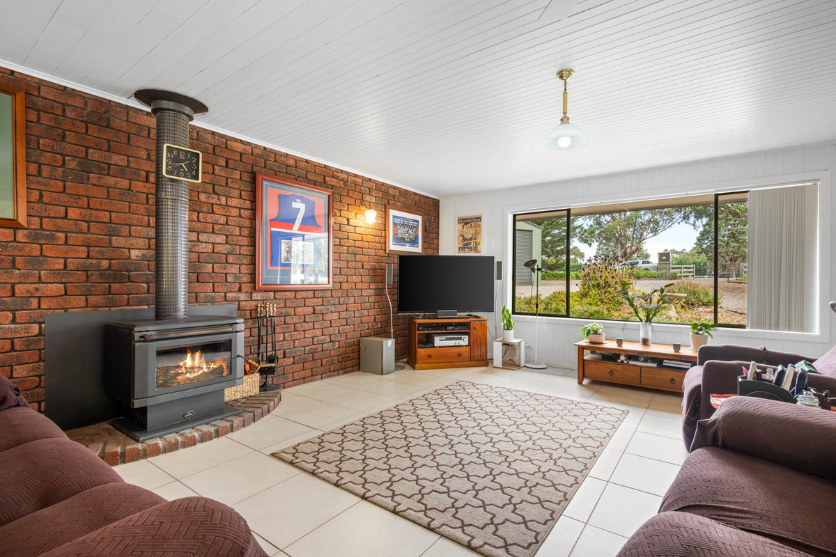 1042 Bannockburn Shelford Road, TEESDALE VIC 3328, Teesdale - Thumbnail 3