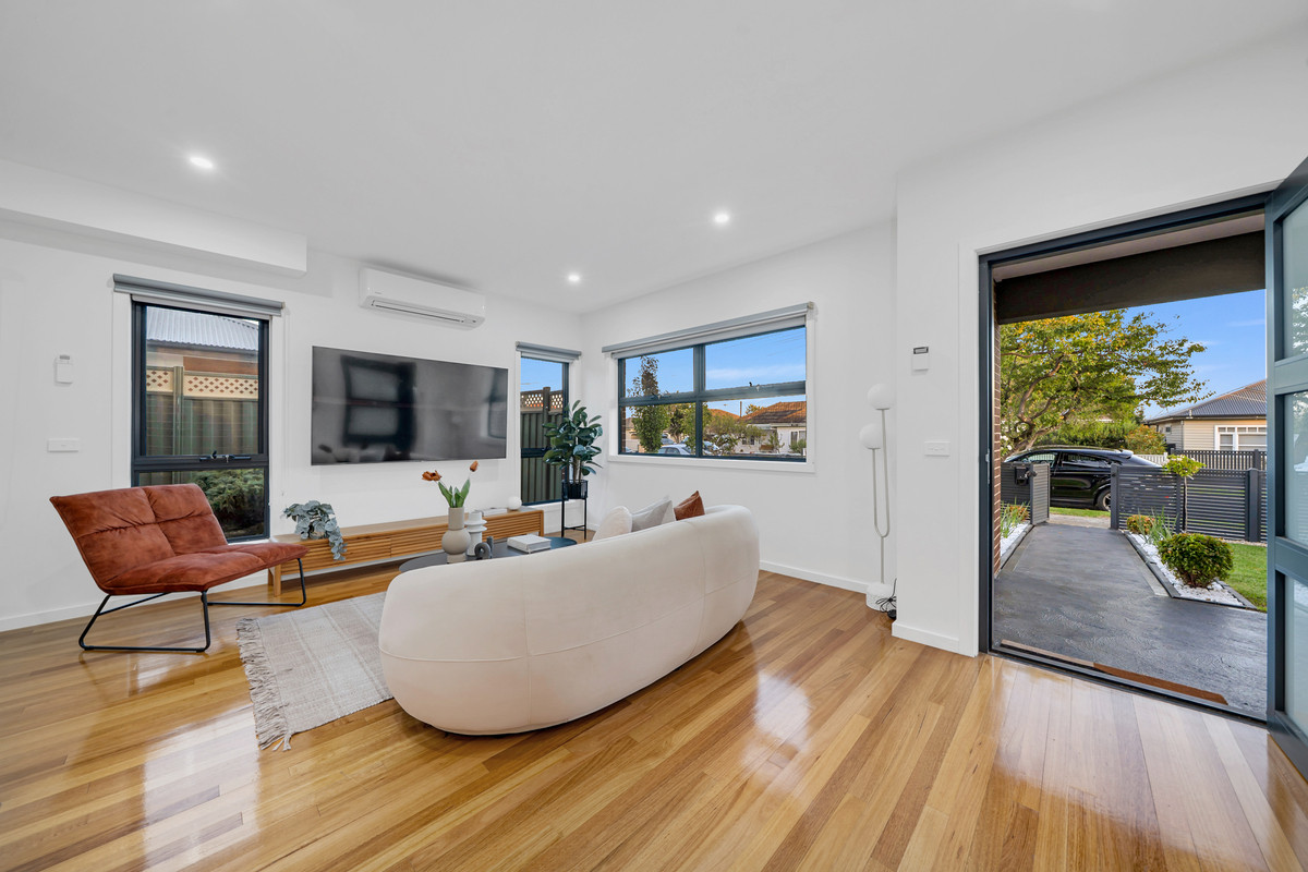 1 / 12 Tarana Avenue, Glenroy VIC 3046, Glenroy - Thumbnail 4