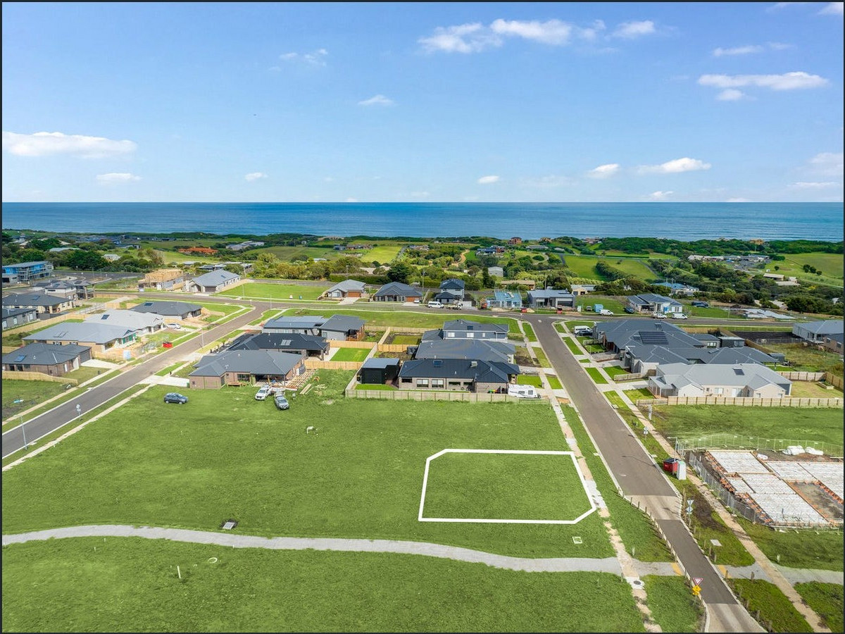 14 Ballantyne Street, Warrnambool VIC 3280, Warrnambool - Thumbnail 4