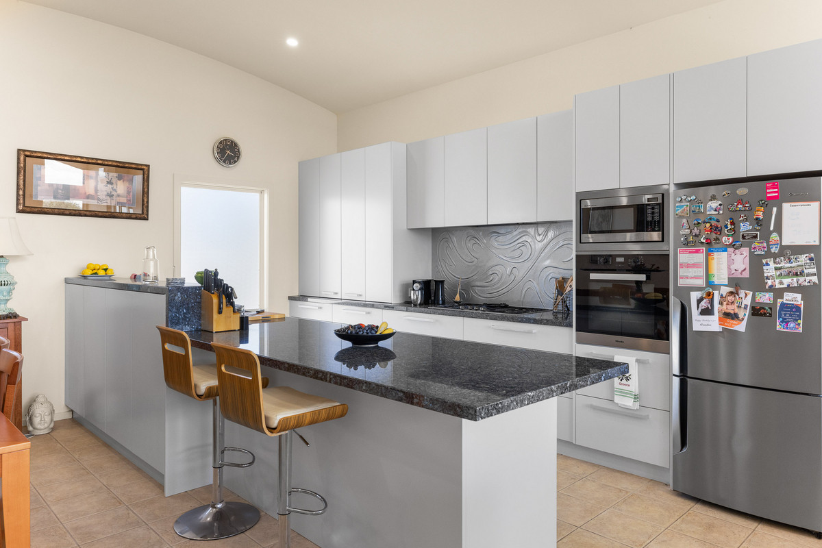 2 / 6 Mchaffie Drive, Cowes VIC 3922, Cowes - Thumbnail 5