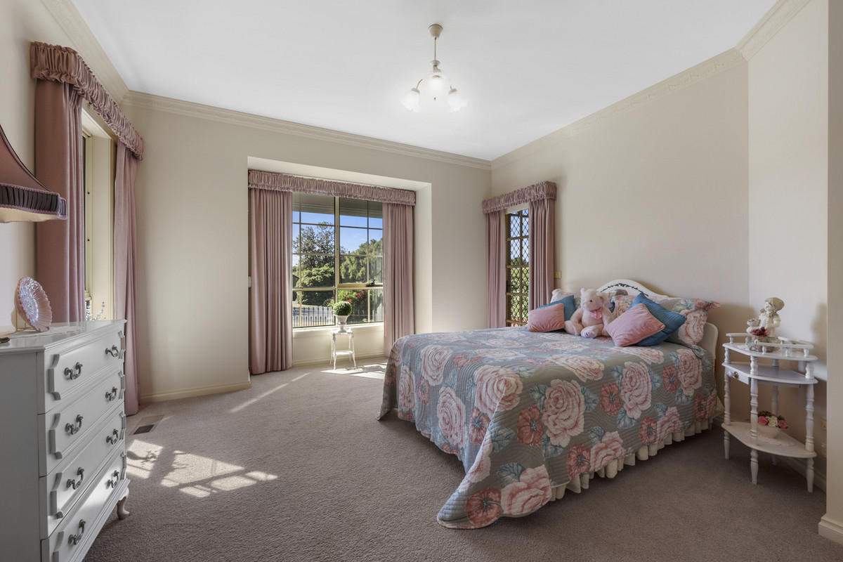 12 Roslyn Close, Warrnambool VIC 3280, Warrnambool - Thumbnail 2