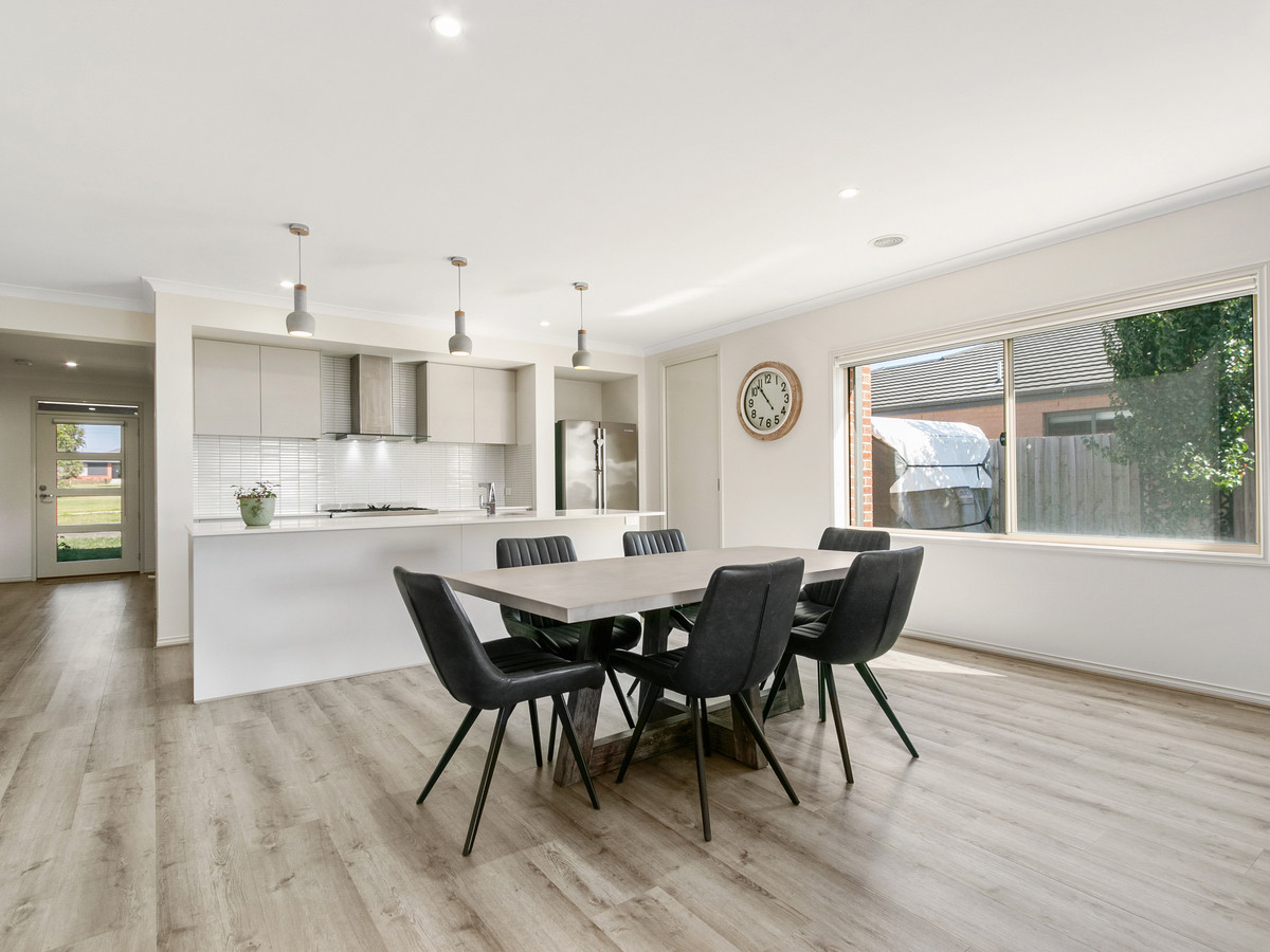 18 Paige Avenue, Traralgon VIC 3844, Traralgon - Thumbnail 4