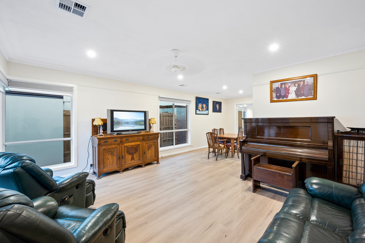 2 Wallace Avenue, Murrumbeena VIC 3163, Murrumbeena - Thumbnail 4