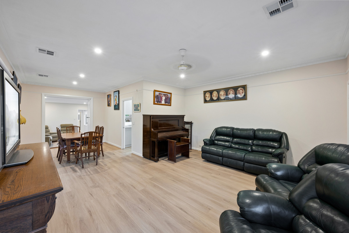 2 Wallace Avenue, Murrumbeena VIC 3163, Murrumbeena - Thumbnail 5