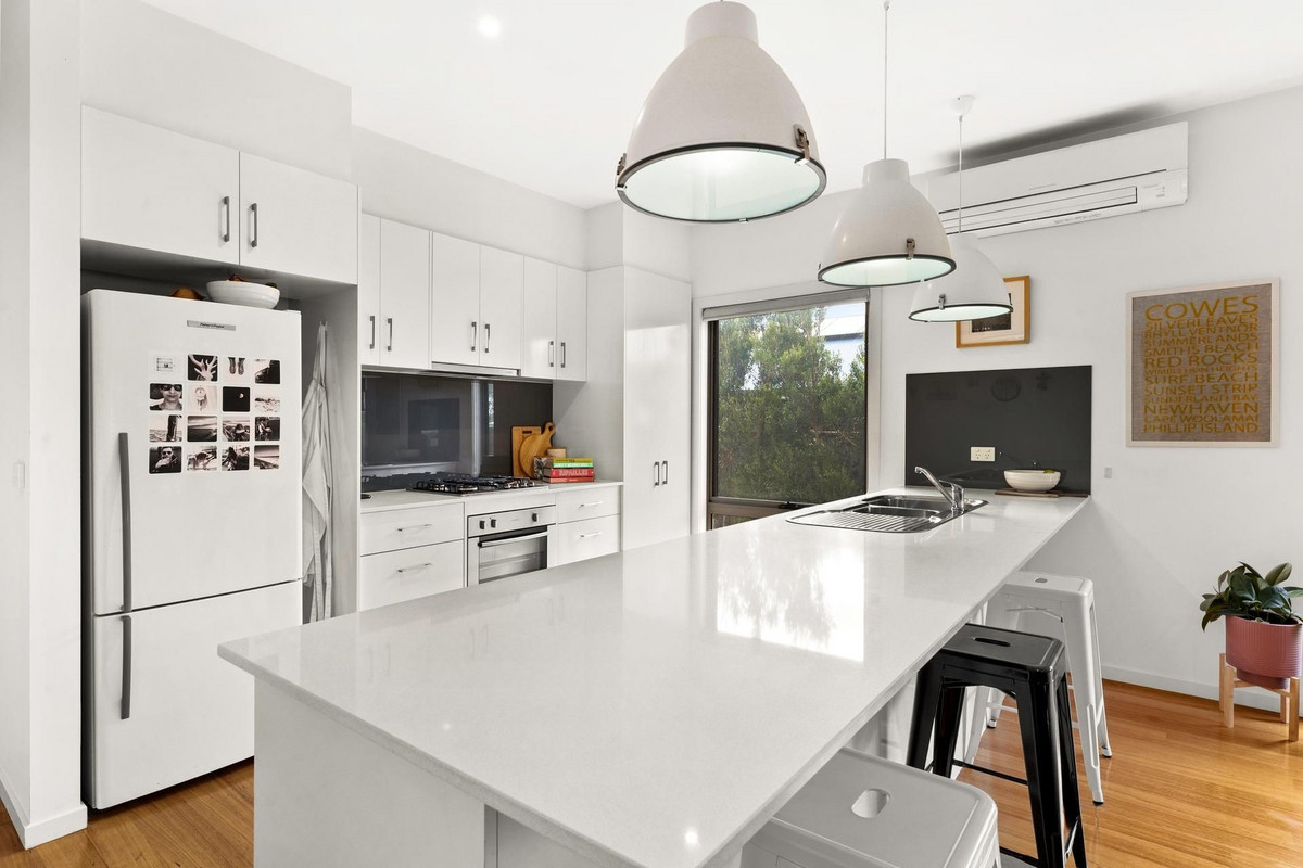 16 Grampian Boulevard, Cowes VIC 3922, Cowes - Thumbnail 3