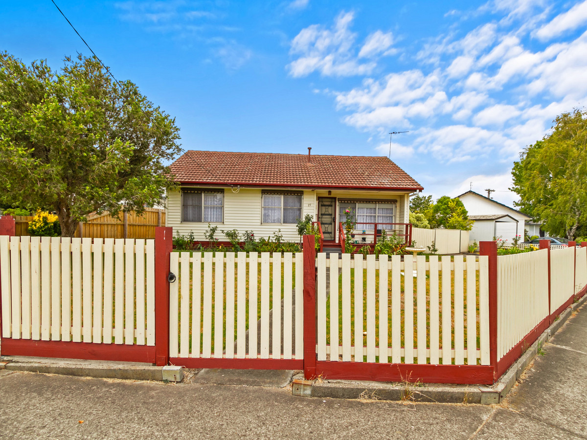 25 Furlonger Street, Traralgon VIC 3844, Traralgon - Thumbnail 3
