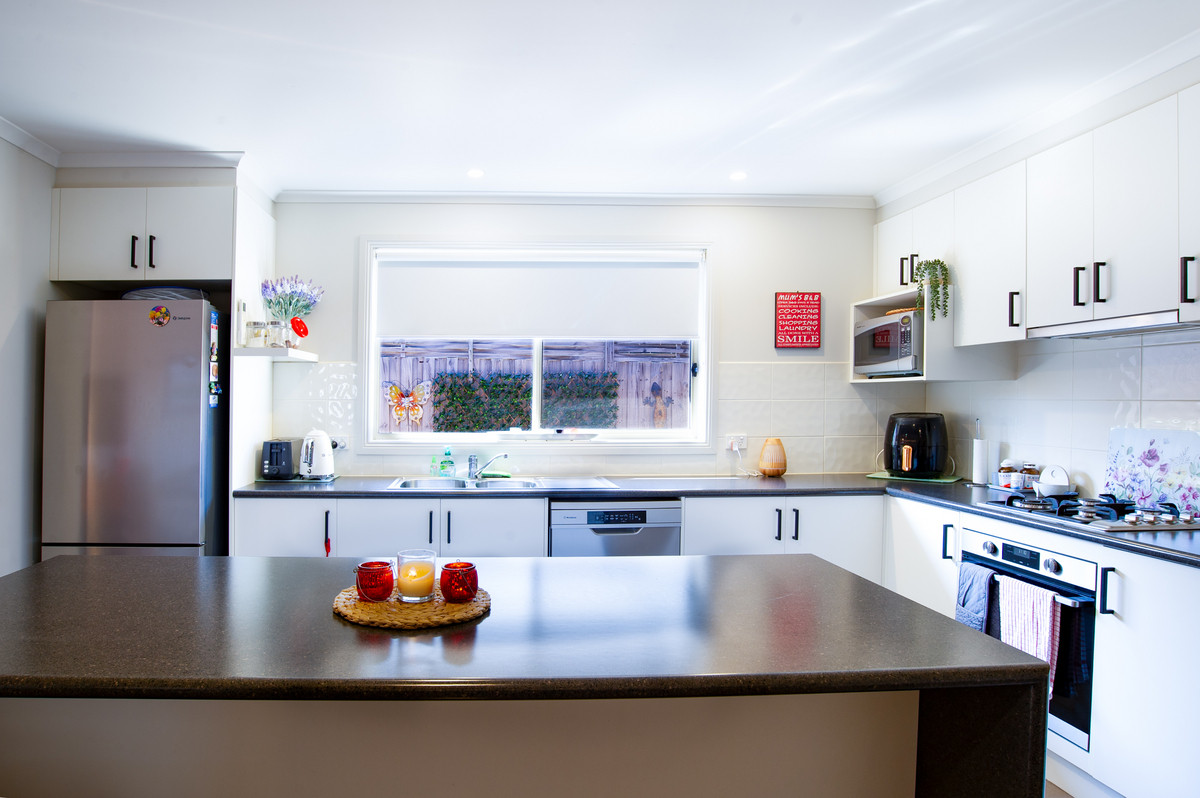 14 Bronzewing Street, Pakenham VIC 3810, Pakenham - Thumbnail 6