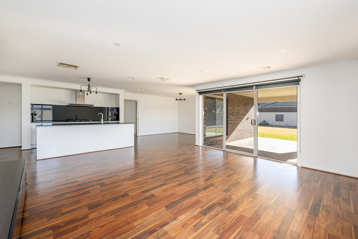 18 Windsor Avenue, SHEPPARTON VIC 3630, Shepparton - Thumbnail 6