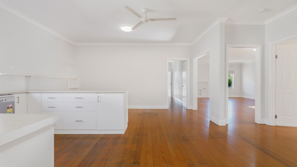 21 Hamilton Street, Shepparton VIC 3630, Shepparton - Thumbnail 2