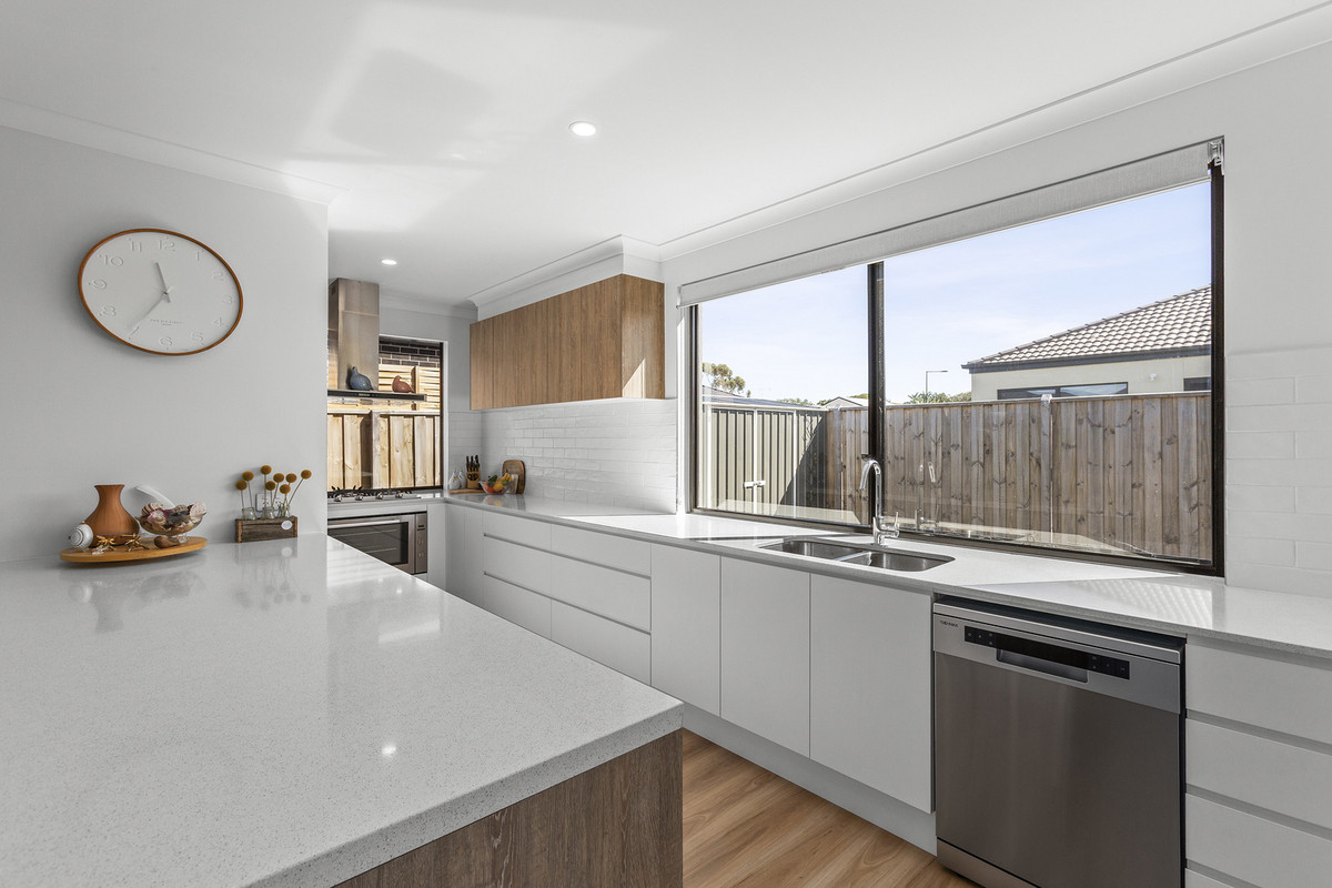 9 Ridley Street, Drysdale VIC 3222, Drysdale - Thumbnail 3