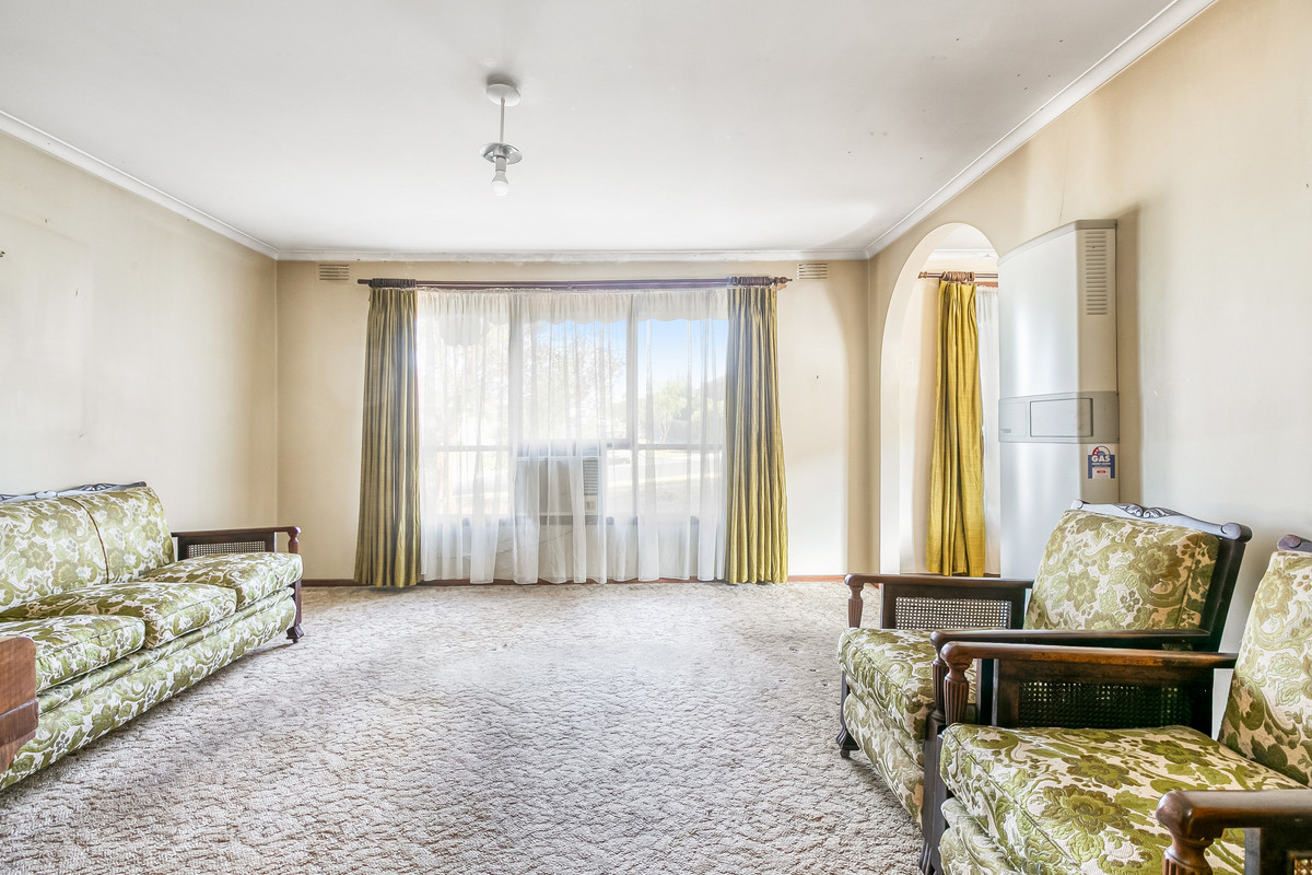 18 Lauder Drive, Bundoora VIC 3083, Bundoora - Thumbnail 2