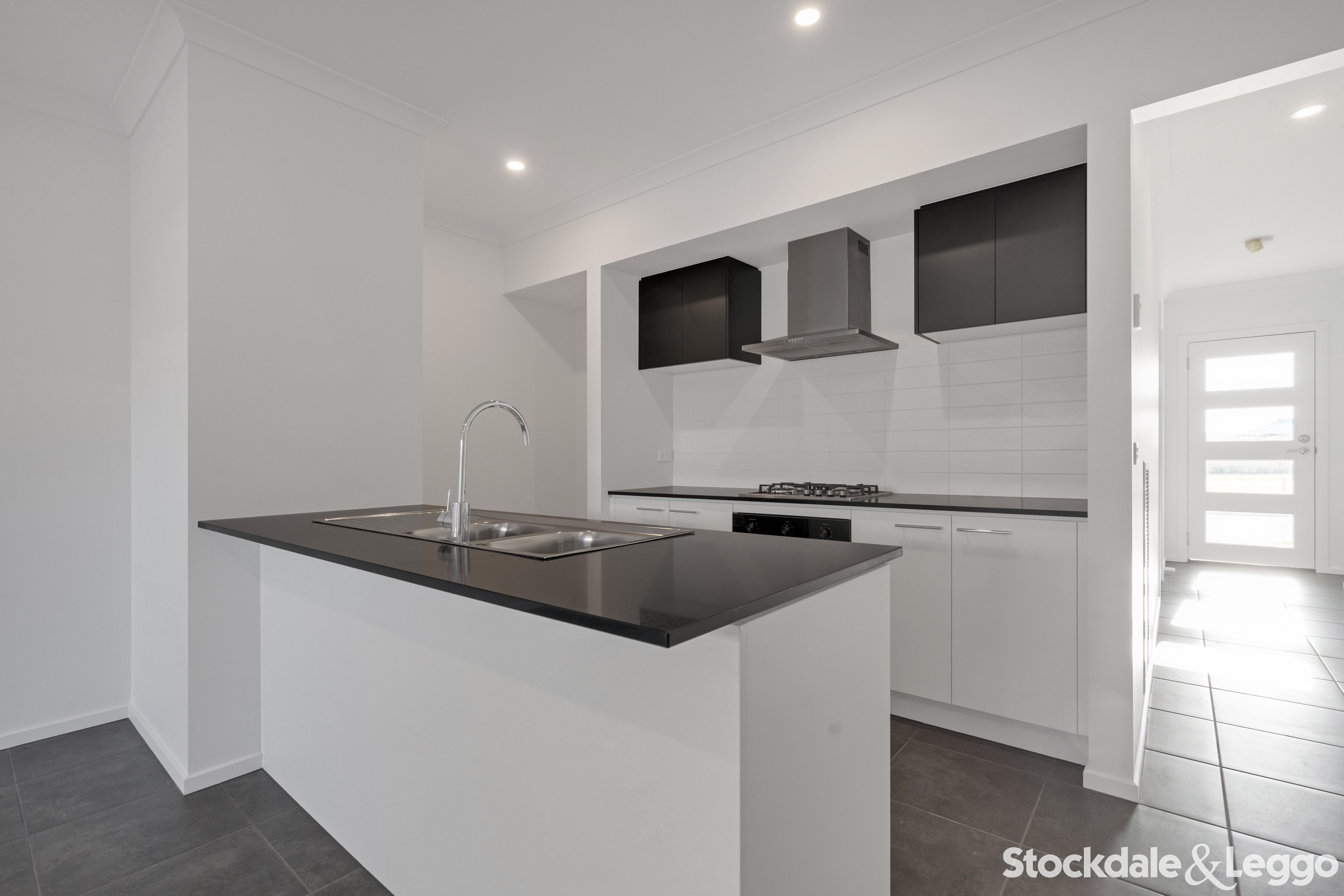 6 Cavesson Road, Fraser Rise VIC, Fraser Rise - Thumbnail 5