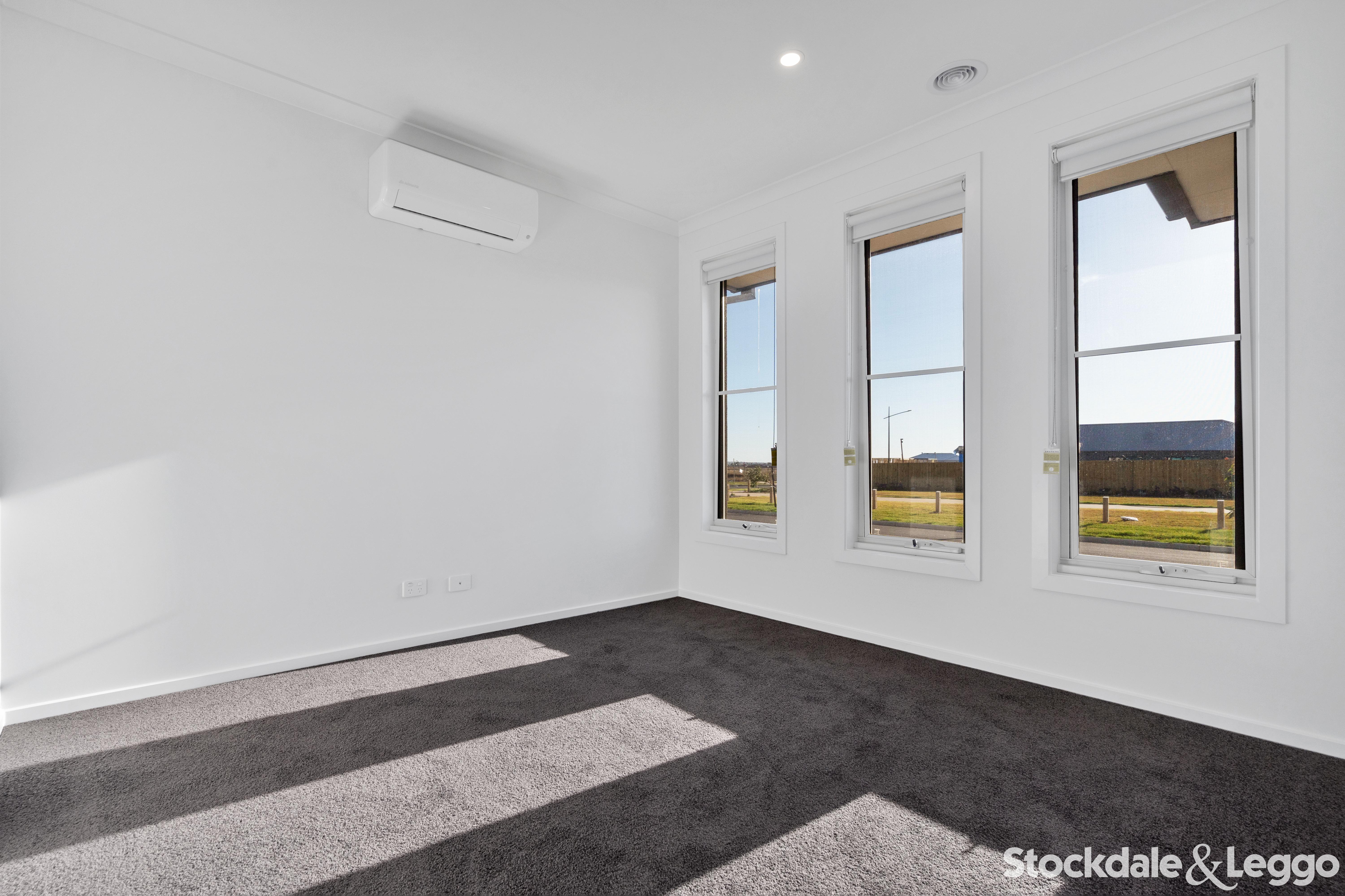 6 Cavesson Road, Fraser Rise VIC, Fraser Rise - Thumbnail 3