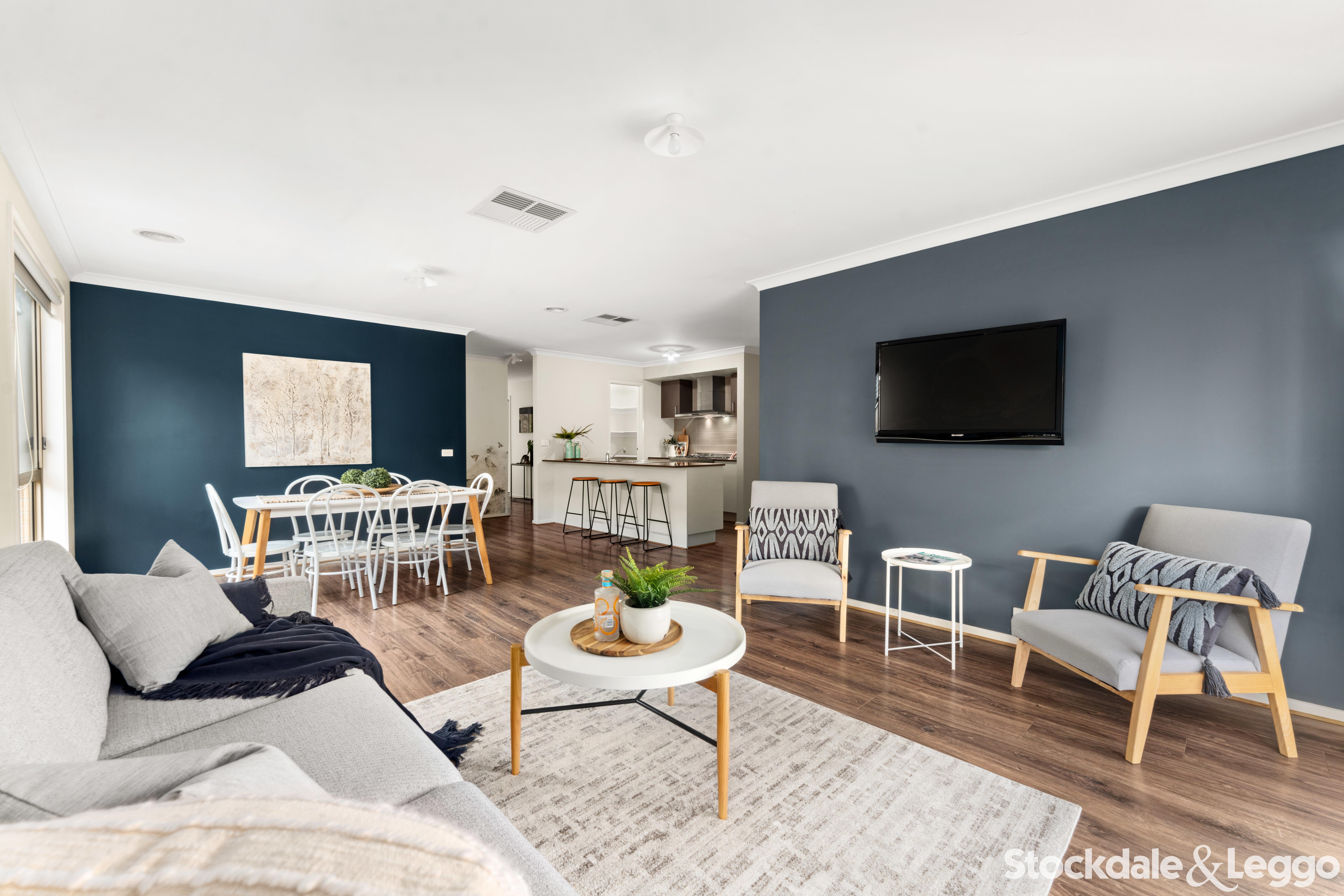 14 Falstone Circuit, Mickleham VIC, Mickleham - Thumbnail 2