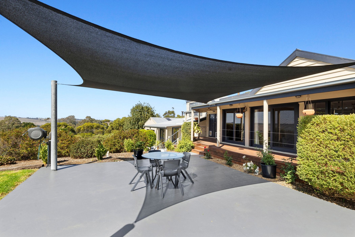 30 Carpenters Road, Shelford VIC 3329, Shelford - Thumbnail 3
