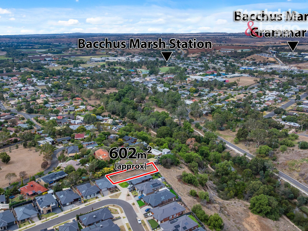 14 Pinnacle Point Road, Bacchus Marsh VIC 3340, Bacchus Marsh - Thumbnail 3