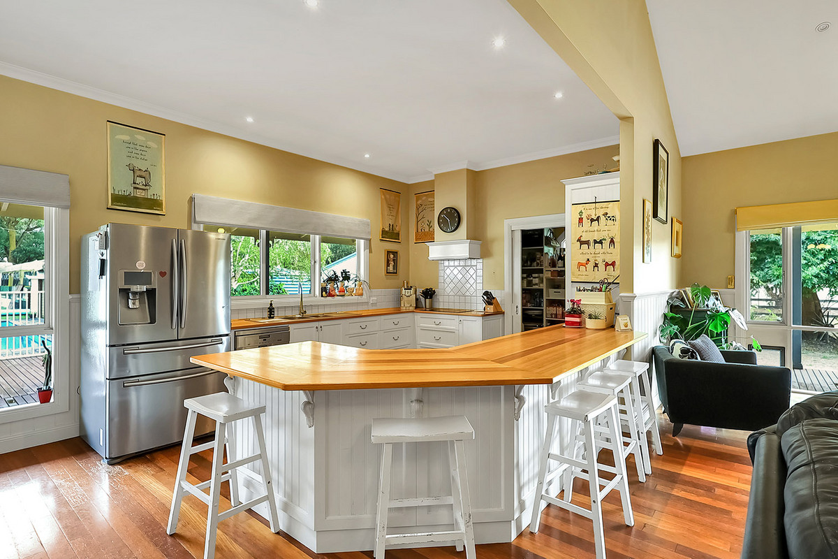 525 Injemira Road, Grassmere VIC 3281, Grassmere - Thumbnail 2