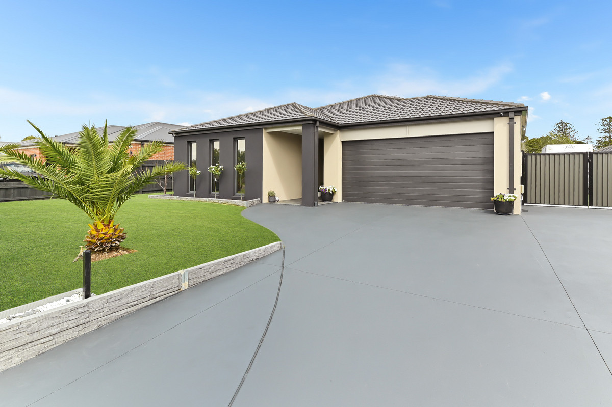 73 Diamond Drive, Koo Wee Rup VIC 3981, Koo Wee Rup - Thumbnail 2
