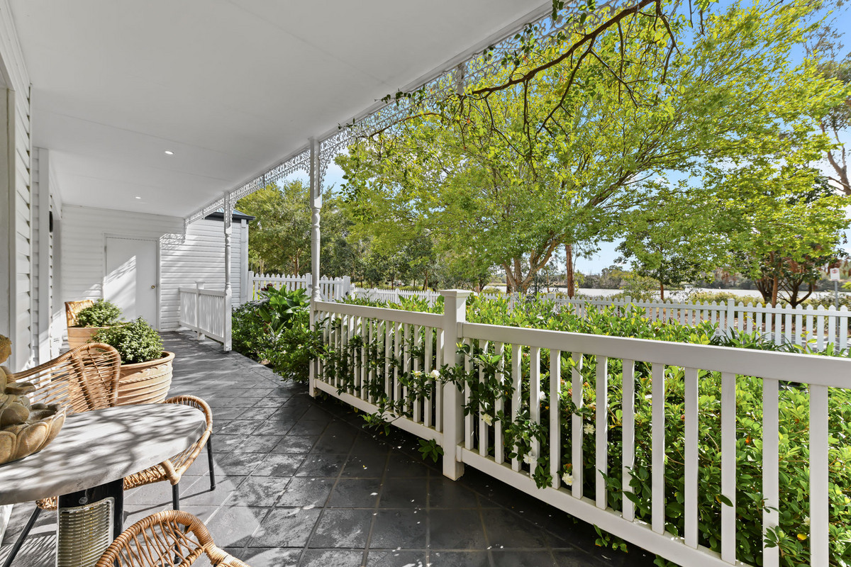 18 The Esplanade, Narre Warren South VIC 3805, Narre Warren South - Thumbnail 5