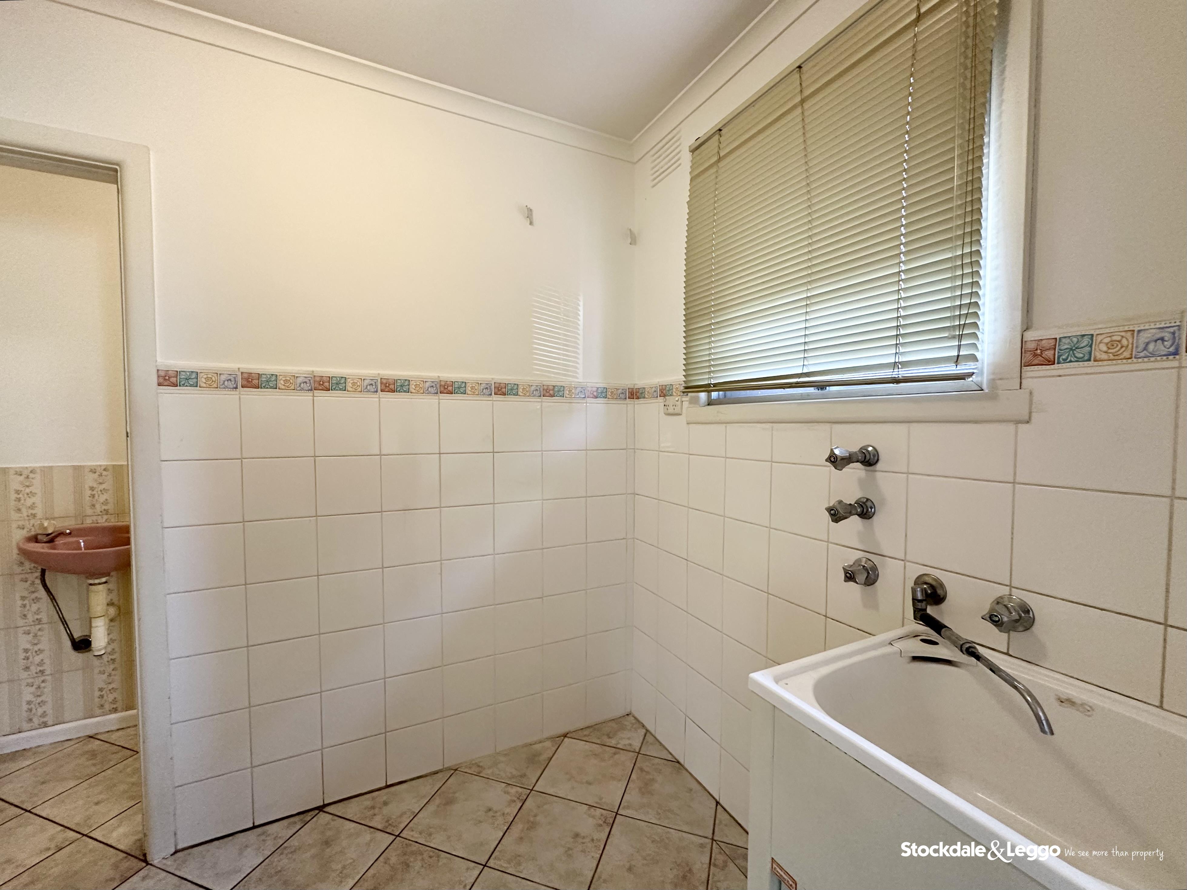 1465 Heatherton Road, Dandenong North VIC, Dandenong North - Thumbnail 4