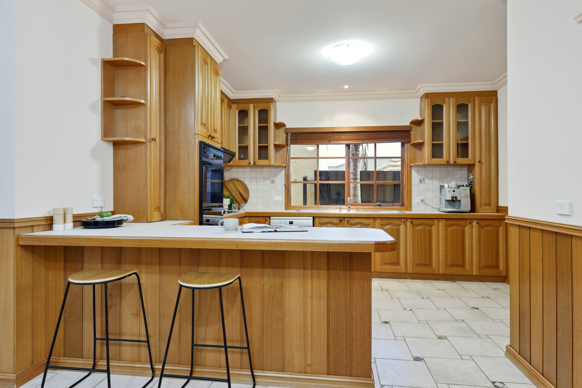 24 Freeman Drive, Glenroy VIC 3046, Glenroy - Thumbnail 4