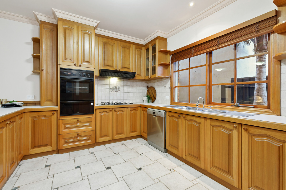 24 Freeman Drive, Glenroy VIC 3046, Glenroy - Thumbnail 5