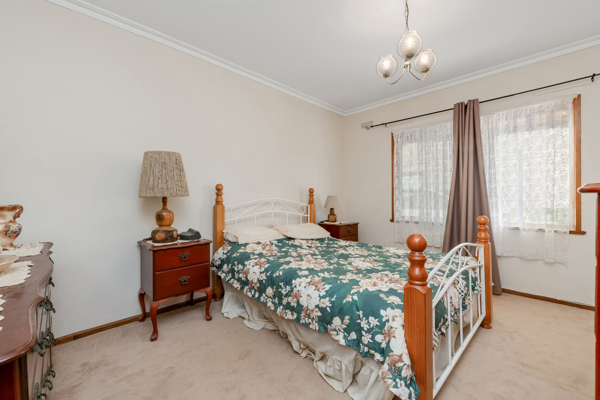 44 Ridge Street, Wedderburn VIC 3518, Wedderburn - Thumbnail 5