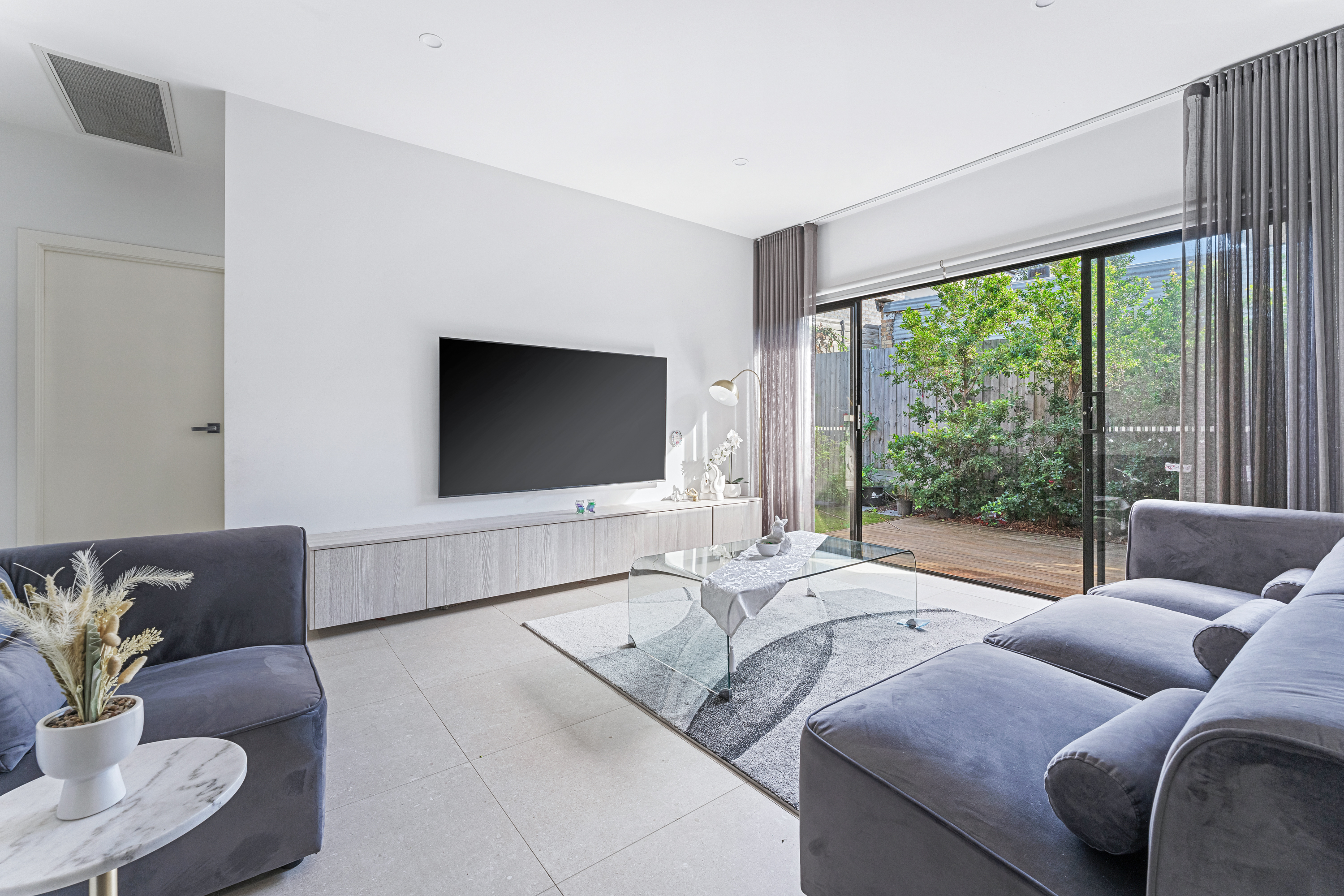 2/3 Sixth Ave, Dandenong VIC, Dandenong - Thumbnail 3