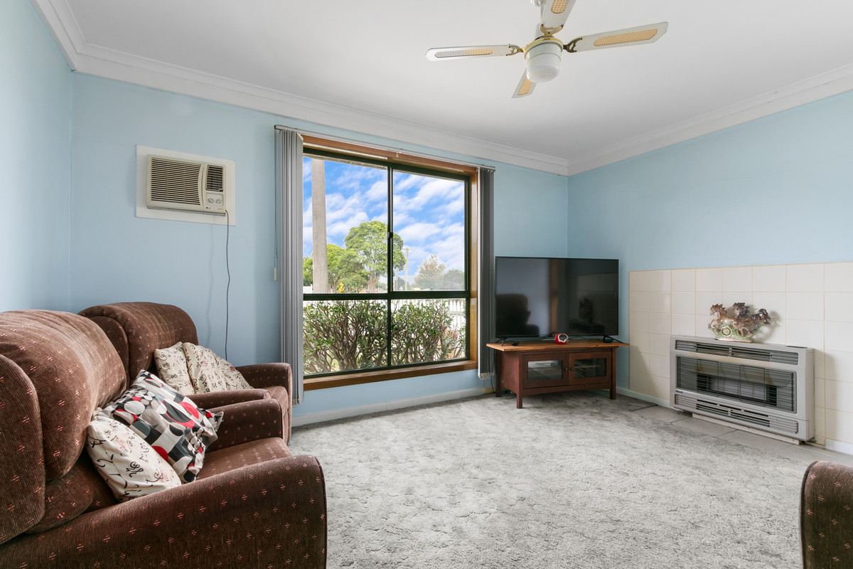 83 Comans Street, Morwell VIC 3840, Morwell - Thumbnail 4