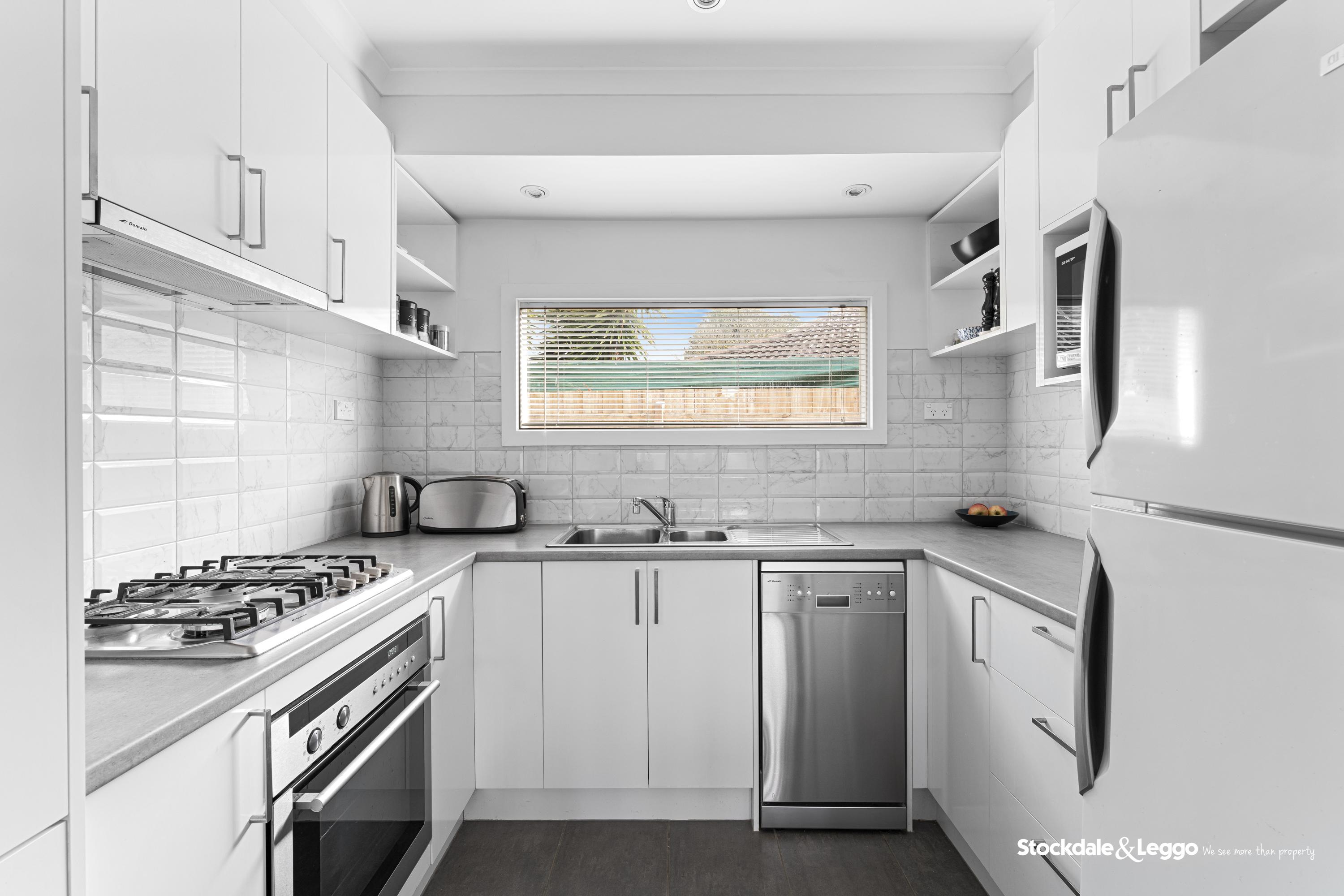 4 Moray Court, Narre Warren VIC, Narre Warren - Thumbnail 4