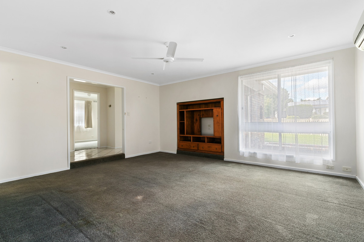 9 McLean Avenue, Churchill VIC 3842, Churchill - Thumbnail 2