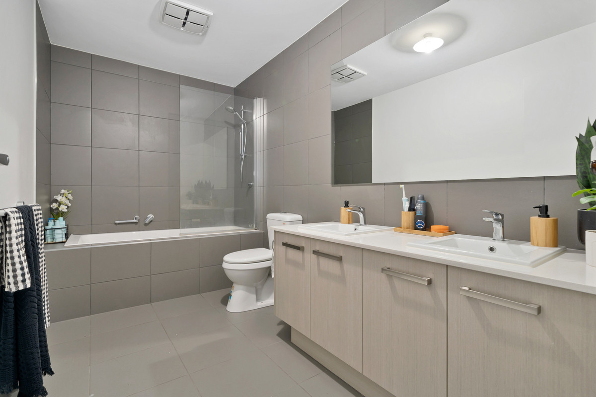 18 Stonewood Circuit, Hadfield VIC 3046, Hadfield - Thumbnail 4