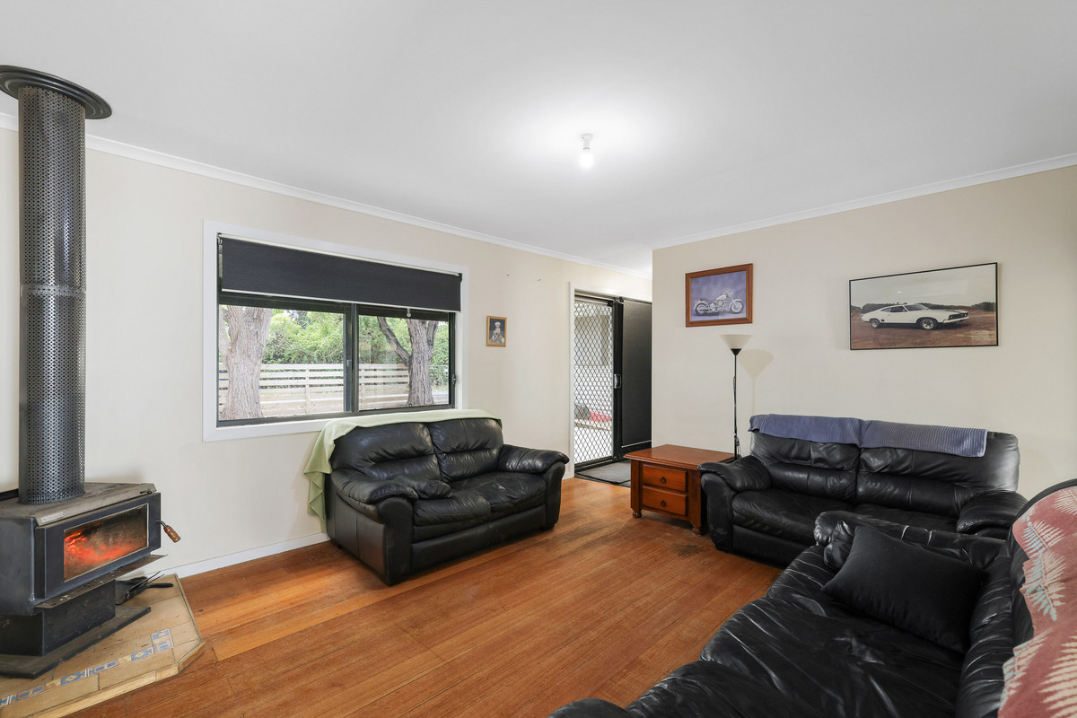 11 Phillip Island Road, Sunderland Bay VIC 3922, Sunderland Bay - Thumbnail 5