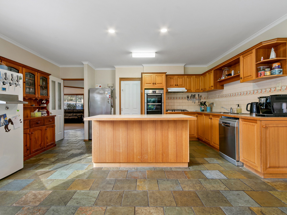 39 Keith Morgan Drive, Traralgon South VIC 3844, Traralgon South - Thumbnail 3