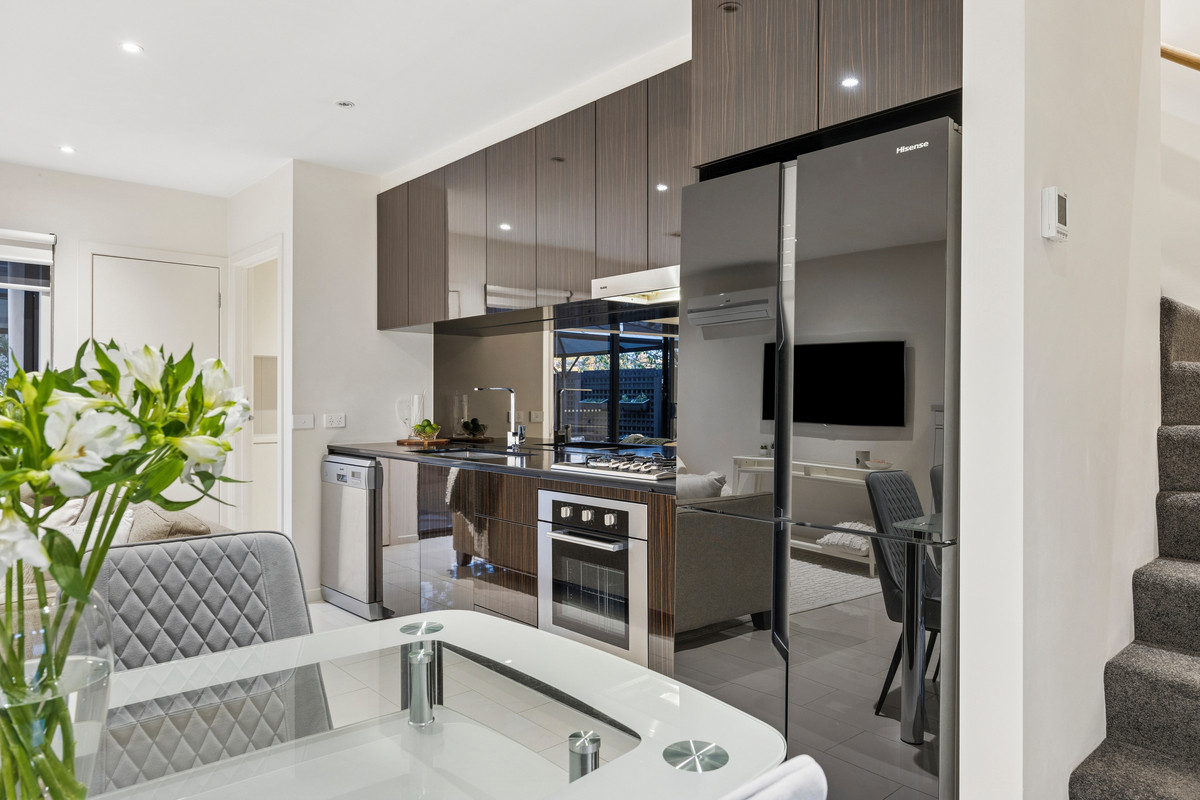 81 Belsay Chase, Chirnside Park VIC 3116, Chirnside Park - Thumbnail 2