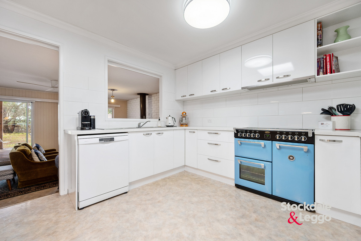 28 Victoria Street, INVERLOCH VIC 3996, Inverloch - Thumbnail 4