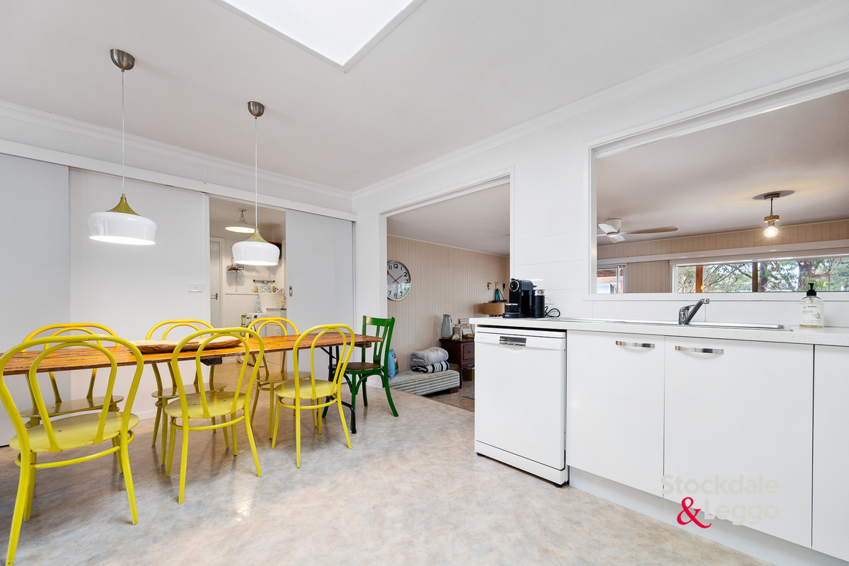 28 Victoria Street, INVERLOCH VIC 3996, Inverloch - Thumbnail 5