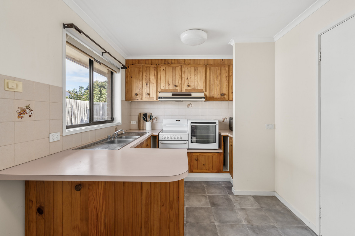 2 / 24 Carolanne Drive, Drysdale VIC 3222, Drysdale - Thumbnail 3