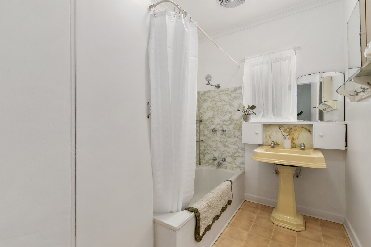 24 Winifred Street, Morwell VIC 3840, Morwell - Thumbnail 5