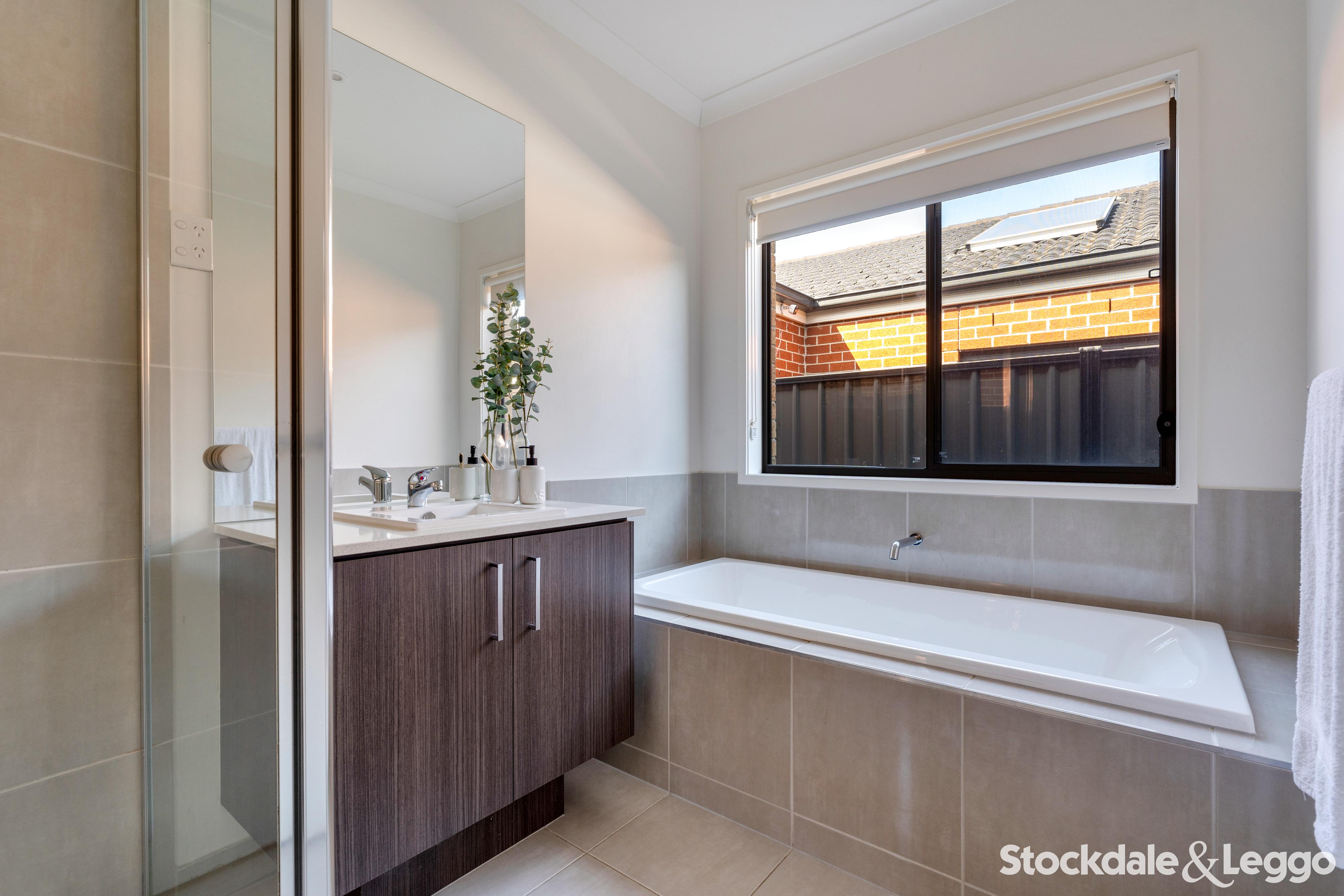 13 Cloughs Road, Mernda VIC, Mernda - Thumbnail 8
