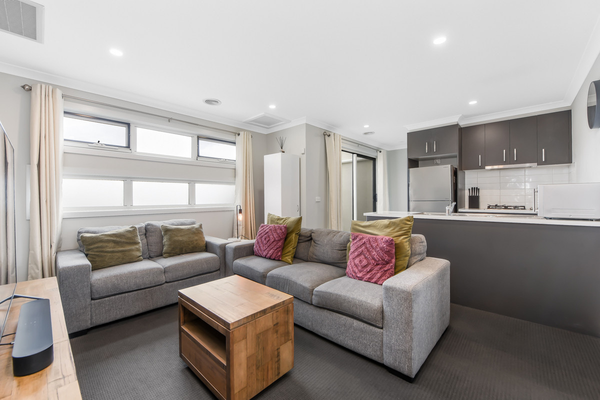 4 / 15 Lamb Street, Cranbourne VIC 3977, Cranbourne - Thumbnail 3