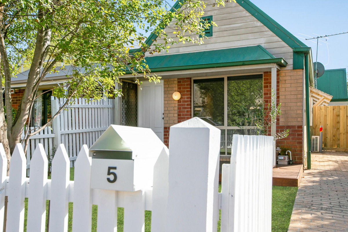 5 Joshua Court, Bundoora VIC 3083, Bundoora - Thumbnail 2