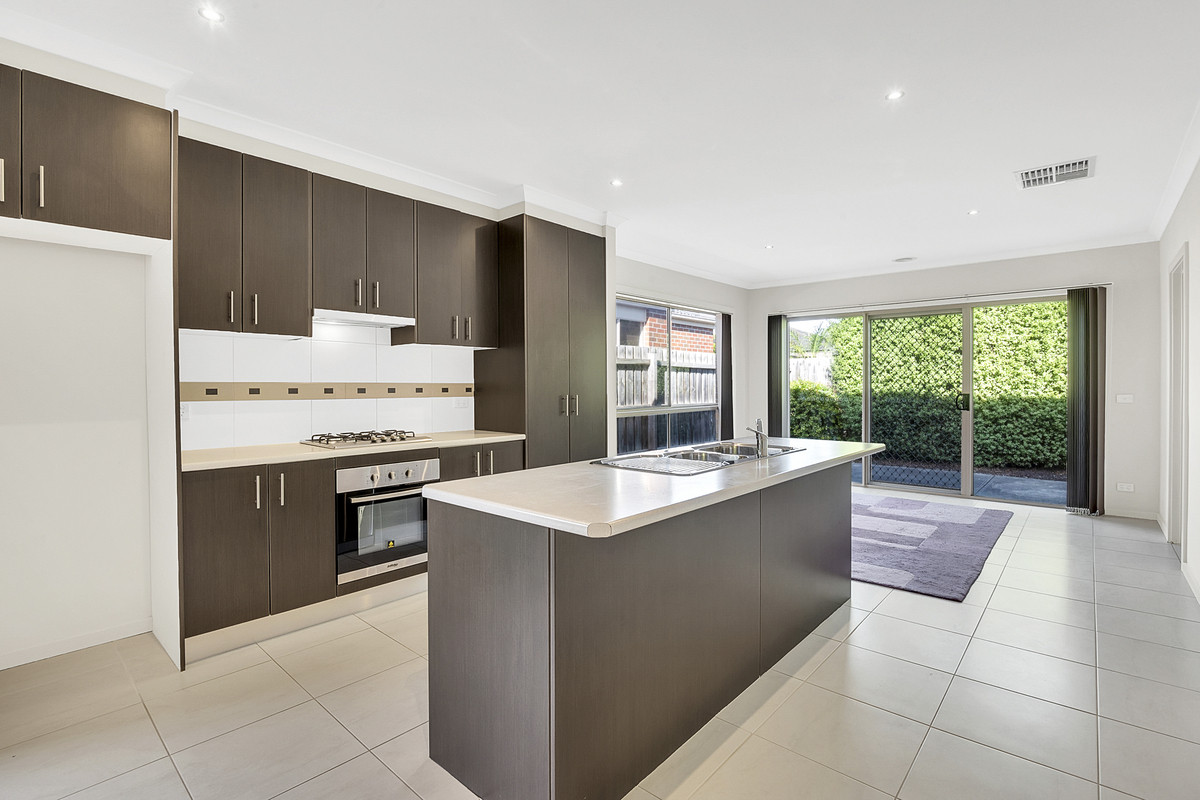 22 Burnside Way, Mernda VIC 3754, Mernda - Thumbnail 4